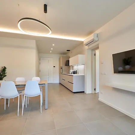 Apartmentsgarda - Residenza Monte Baldo - Apartman