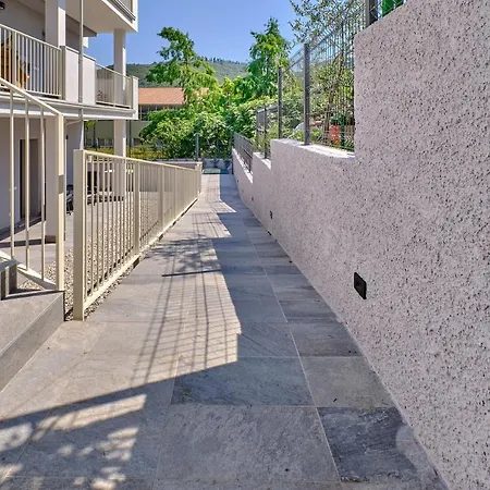 Apartman Apartmentsgarda - Residenza Monte Baldo - *