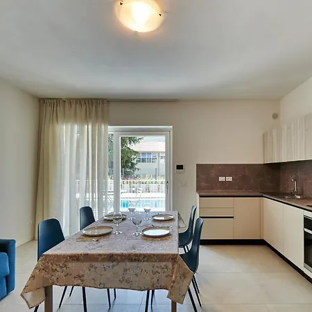 Apartmentsgarda - Residenza Monte Baldo - Garda