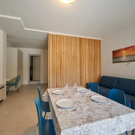 Apartmentsgarda - Residenza Monte Baldo - Garda