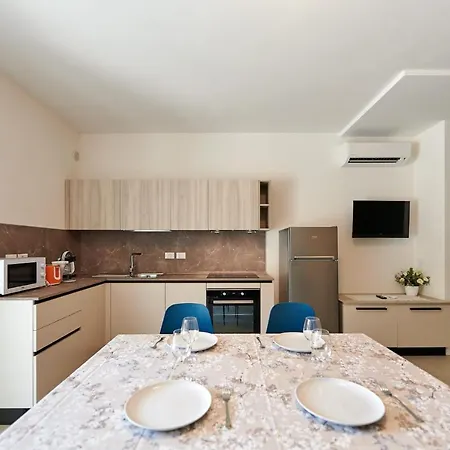 Apartman Apartmentsgarda - Residenza Monte Baldo - Garda